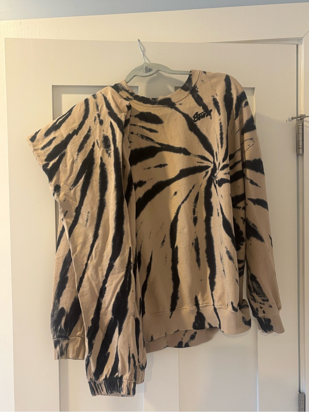 Pull&Bear Tie-Dye Lounge Set - Beige & Navy